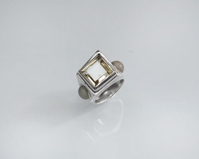 Vice Ring Citrine & White Quartz