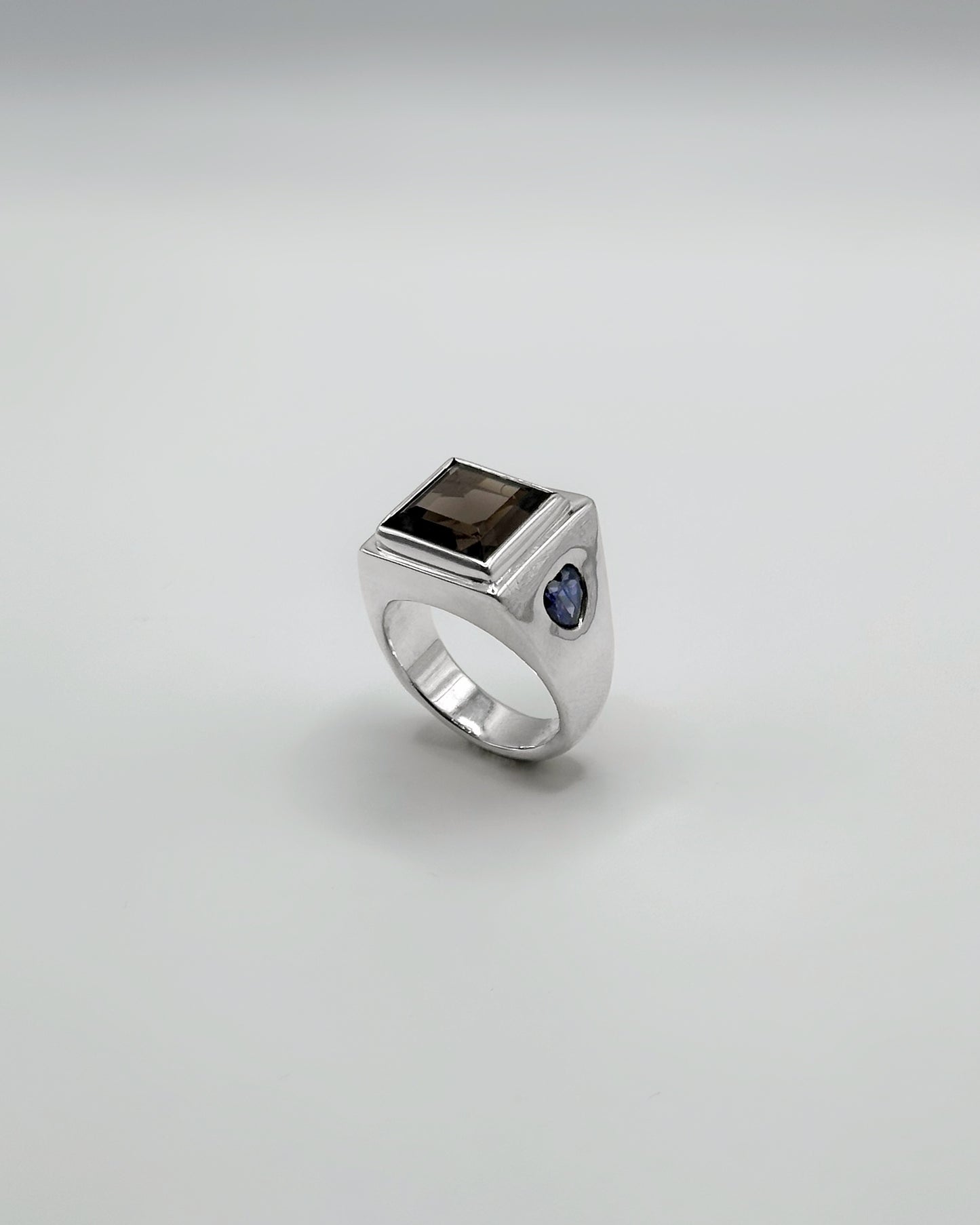 Vice Ring Smokey Quartz