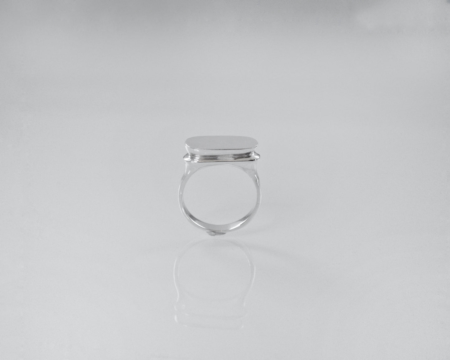 Nefertiti Ring